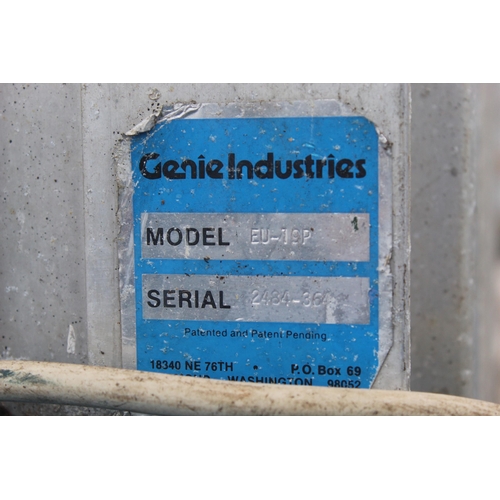 116 - GENIE ONE MAN LIFT 110V IN WORKING ORDER NO VAT