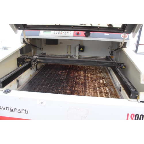 123 - GRAVOGRAPH LS900 LASER ROTARY ENGRAVING MACHINE NO VAT