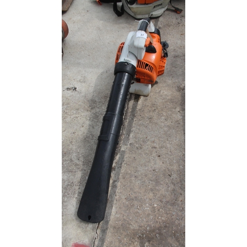 37 - STIHL BG86 HAND HELD  BLOWER    PLUS VAT