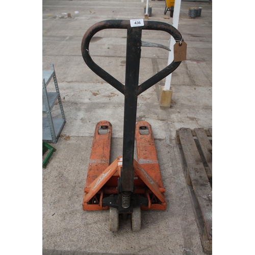 436 - PALLET PUMP TRUCK  NO VAT