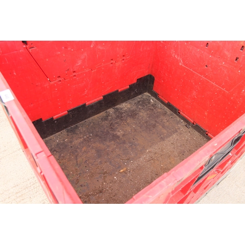 448 - RED AND BLACK CRATE/BOX  NO VAT