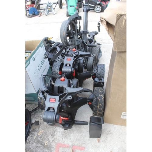 686 - 4 GOLF BUGGYS  + VAT