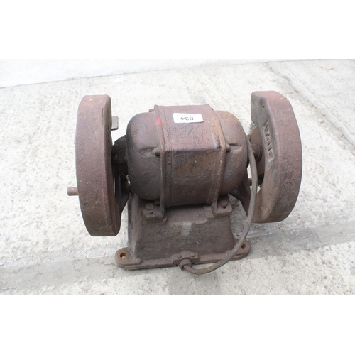 834 - 240V BENCH GRINDER (WORKING ORDER)  NO VAT