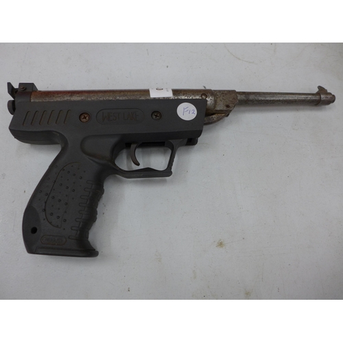 420 - A .22 WESTLAKE MOD.XTS3 AIR PISTOL, LENGTH OF BARREL  18CM, OVERALL LENGTH 33CM