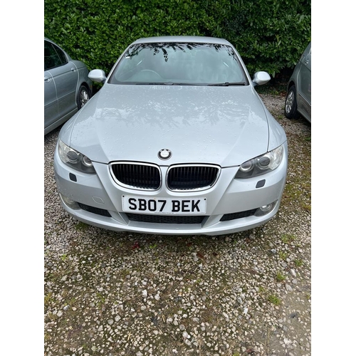 211 - BMW 320 SE CONVERTIBLE, AUTOMATIC WITH LEATHER UPHOLSTERY 2007 SB07 BEK  MILEAGE 112000 SERVICE HIST... 