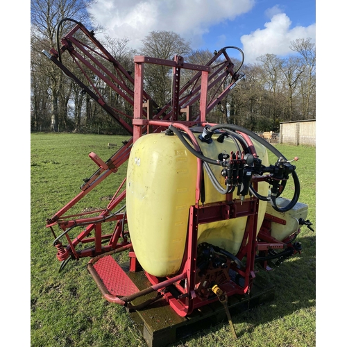 217 - 600 LT. CROP SPRAYER FOR SPARES AND REPAIRS  + VAT