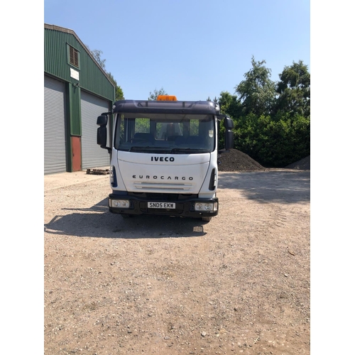 210 - IVECO EUROCARGO WAGON SN05EKW FIRST REG 23/03/05 MOT 30/11/23 210646KM AT LAST MOT NO VAT