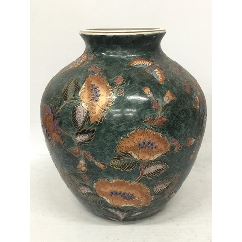 416 - A CHINESE FLORAL ENAMELLED OVOID FORM VASE, SEAL MARK TO BASE