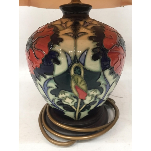 60 - A MOORCROFT POPPY PATTERN TABLE LAMP WITH SILK SHADE