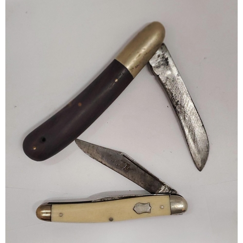 175 - TWO 1XL GEORGE WOSTENHOLM PEN KNIVES