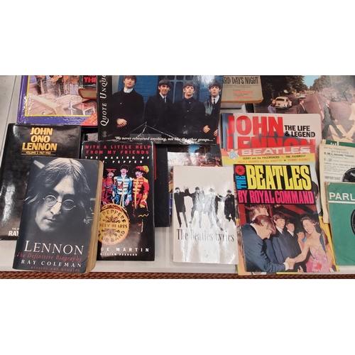 252 - A COLLECTION OF BEATLES BOOKS AND RECORDS TO INCLUDE ABBEY ROAD, LET IT BE, SINGLES, ETC