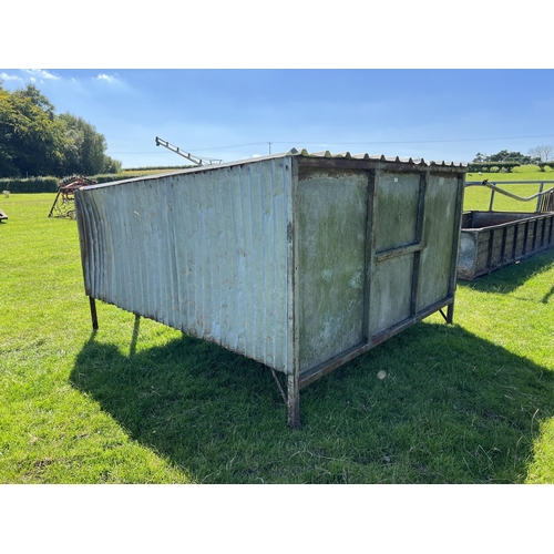 163 - CALF CREEP FEEDER  + VAT