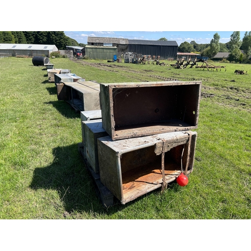 172 - 4 - 3' WATER TROUGH  + VAT