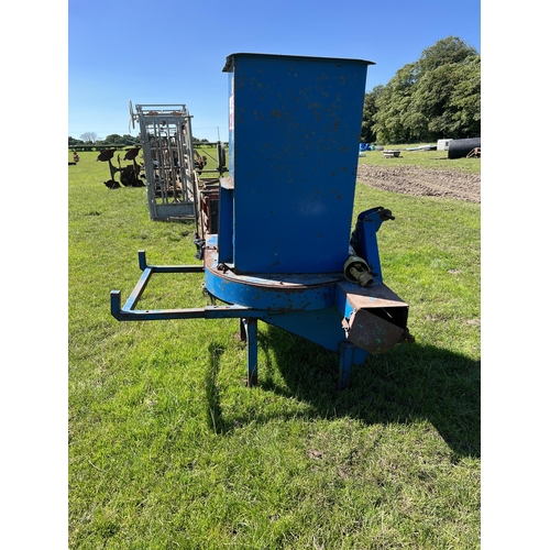 207 - WEST COMET STRAW CHOPPER  + VAT