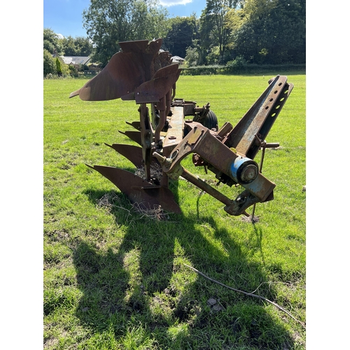 212 - LEMKEN 5 FURROW PLOUGH FOR SPARES DL140   + VAT