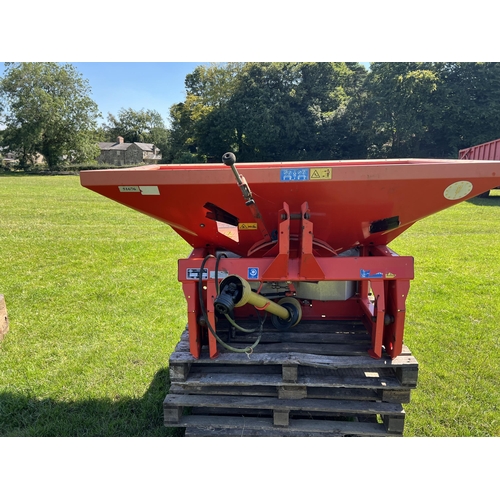 220 - KUHN MDS 735M FERTILIZER SPINNER  & MANUAL+ VAT