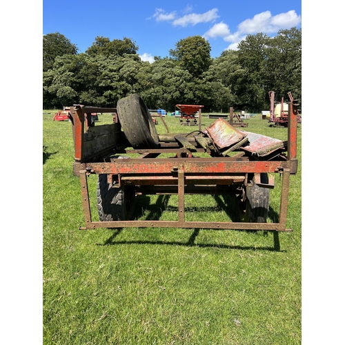 239 - 3T MASSEY FERGUSON HYDRAULIC TRAILER FOR RENOVATION WITH GRAIN EXTENSION SIDES  
+ VAT