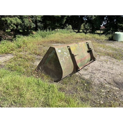 245 - 7.5 FT. BUCKET WITH PIN AND CONE FITTINGS  + VAT