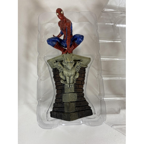 307 - A MARVEL CLASSIC LEAD SPECIAL COLLECTORS FIGURE - SPIDERMAN ON ROOFTOP