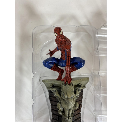 307 - A MARVEL CLASSIC LEAD SPECIAL COLLECTORS FIGURE - SPIDERMAN ON ROOFTOP