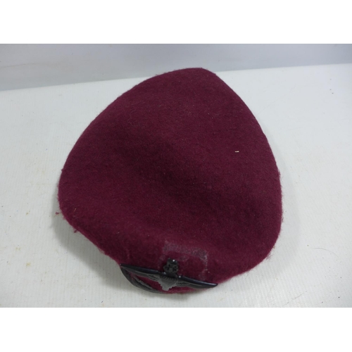 434 - A PARACHUTE REGIMENT RED BERET AND BADGE, SIZE MEDIUM