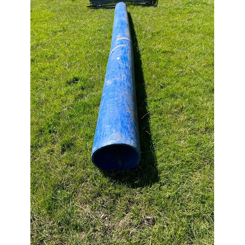 143 - PLASTIC PIPE 11