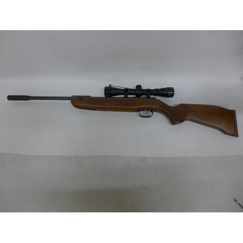 472 - AN AS NEW BOXED WEIHRAUCH .22 CALIBRE AIR RIFLE, 35CM BARREL, FITTED WITH WEIHRAUCH TELESCOPIC SIGHT... 