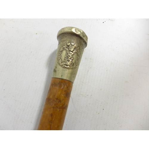 491 - A WORLD WAR I OFFICERS SWAGGER STICK, LENGTH 78CM