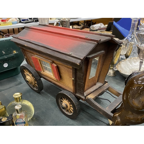 128 - A WOODEN ROMANY CARAVAN WITH A MELBA WARE SHIRE HORSE