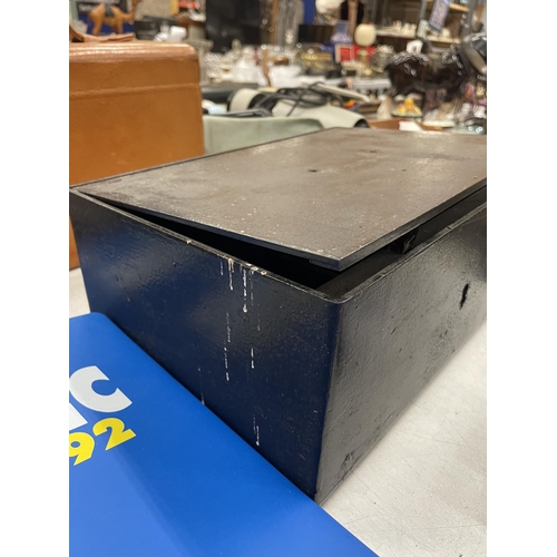 248A - A CAST IRON CASH BOX