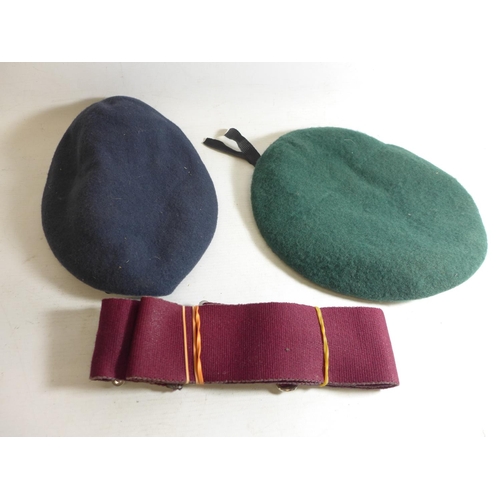 554 - A ROYAL ARTILLERY BERET, RAF BERET, PARATROOPER BELT (3)