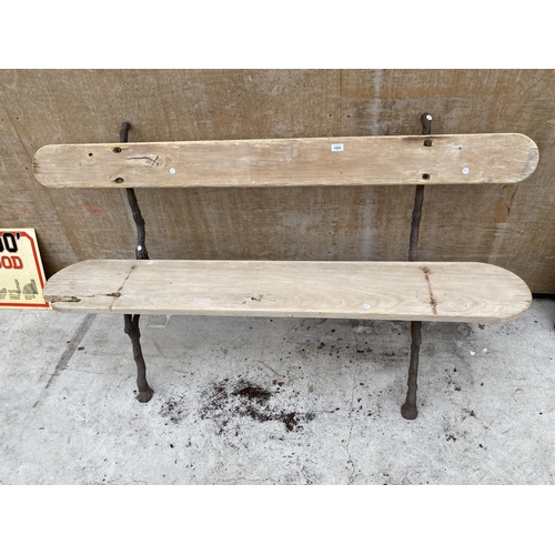 1593 - A BEACH GARDEN BENCH WITH NOTTY CAST IRON BENCH ENDS