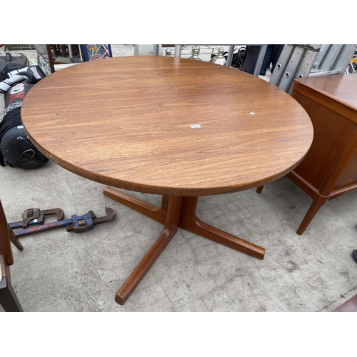 2774 - A RETRO TEAK 48