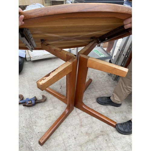 2774 - A RETRO TEAK 48