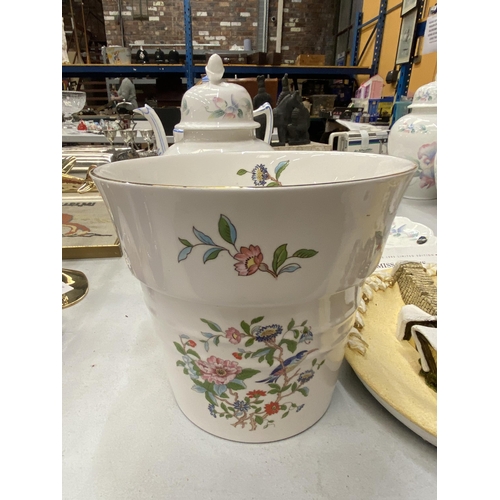 204 - A QUANTITY OF CHINA ITEMS TO INCLUDE A RETRO FENTON COFFEE POT, AYNSLEY LIDDED POTS, A PLANTER, JUG ... 