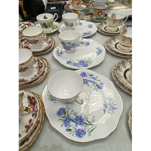 210 - A LARGE COLLECTION OF CUPS, SAUCERS AND PLATES TO INCLUDE ROYAL VALE, DUBARRY, ETC PLUS BOWLS, JUGS ... 