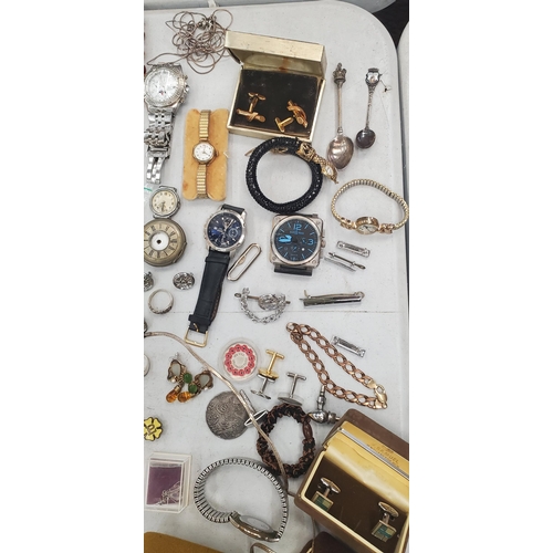 264 - A COLLECTION OF VINTAGE COSTUME JEWELLERY AND FURTHER WATCHES, PAIR OF SUNGLASSES, BOXED CUFFLINKS E... 