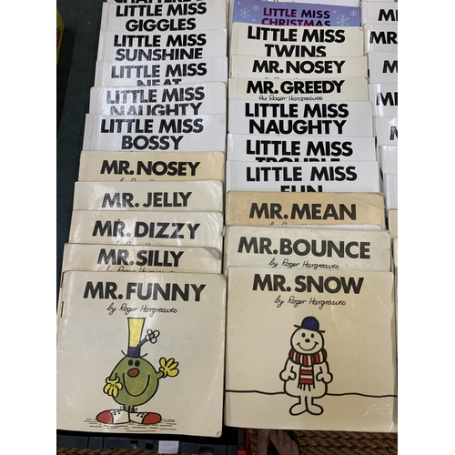 430 - A COLLECTION OF FORTY FOUR MR MEN BY ROGER HARGREAVES CHILDREN'S BOOKS