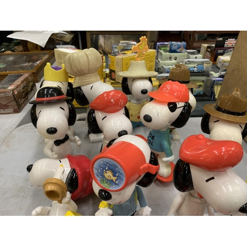 448 - A COLLECTION OF MACDONALDS SNOOPY DOG FIGURES