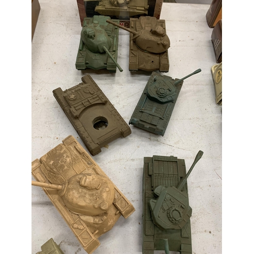 451 - A GROUP OF ARMY TANK MODELS AND A BOXED HM EXAMPLE