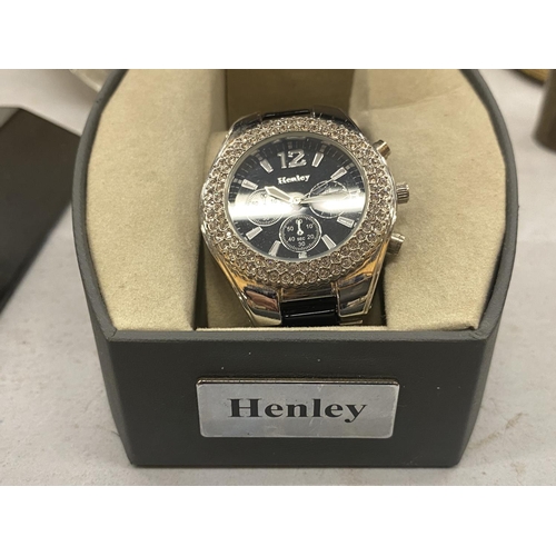 229A - A HENLEY WRISTWATCH IN ORIGINAL BOX