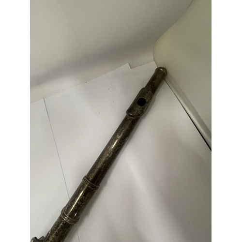 18 - A VINTAGE SILVER PLATED FLUTE