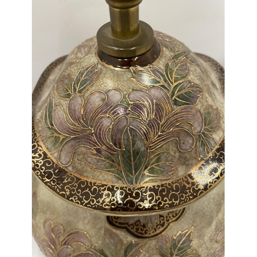 50 - A VINTAGE ORIENTAL SATSUMA STYLE TABLE LAMP