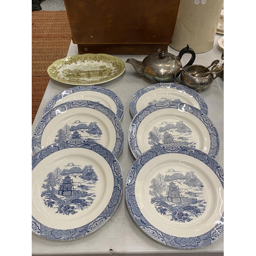 294 - SIX VINTAGE WILLOW PATTERN PLATES, A MEAKIN 'ROMANTIC ENGLAND' SERVING PLATE PLUS A SILVER PLATED TE... 