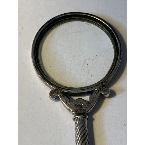 84 - A MARKED 925 SILVER DECORATIVE MAGNIFYING GLASS