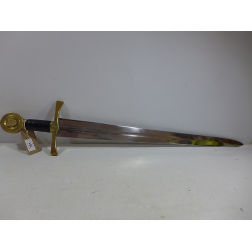 301 - A REPLICA RICHARD 'THE LIONHEART' SWORD, 75CM DOUBLE EDGED BLADE, LENGTH 93CM