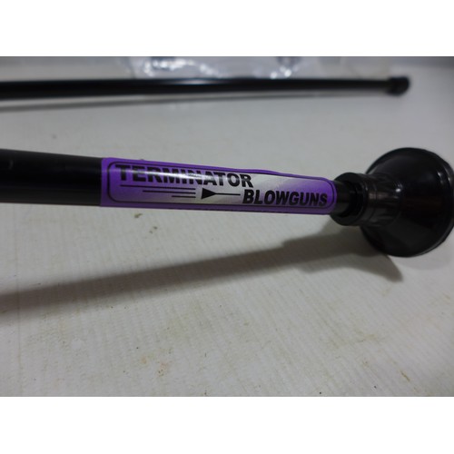 304 - A TERMINATOR BLOWGUN, LENGTH 125CM, IN ORIGINAL PACKET