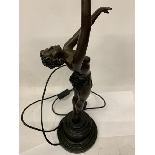 69 - AN ART DECO BRONZE ART LAMP WITH SHADE - 