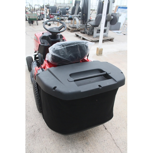 157 - MOUNTFIELD T 30M WITH STIYA ST350. 352CC ENGINE, ELECTRIC START, 84CM CUT, 200LTR.  GRASS BOX, 7 CUT... 