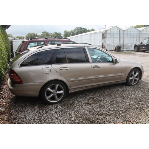 184 - MERCEDES C200 CDI SE AUTOMATIC YP05CFZ MOT 13/02/24 FIRST REG 18/04/05 NO VAT WHILST ALL DESCRIPTION... 